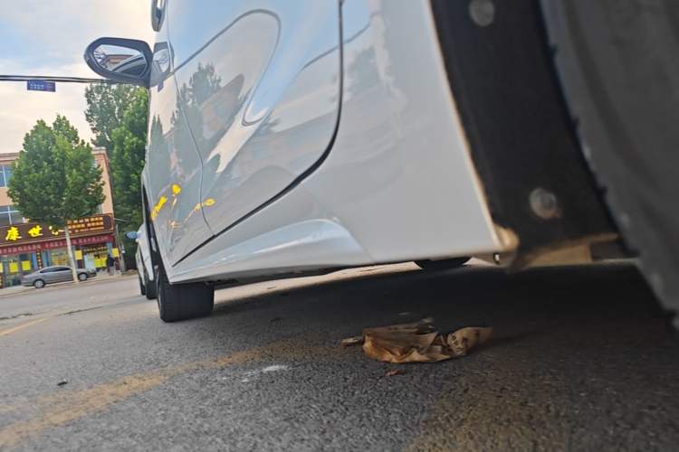 Used Toyota Levin 2022 Dual-Motor 1.8H E-CVT Sport Edition Left Side Sill