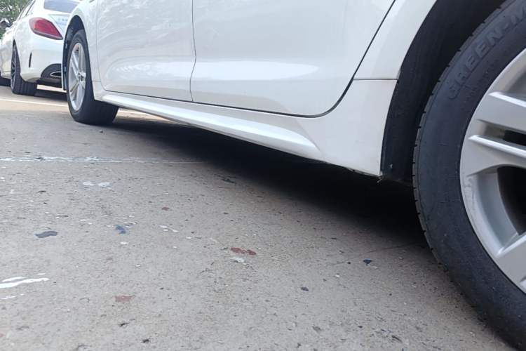 Used Toyota Levin 2022 Dual-Motor 1.8H E-CVT Leading Edition Left Side Sill