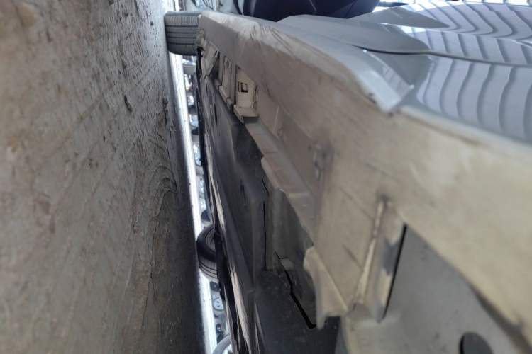 Used Toyota Levin 2022 Facelift TNGA 1.5L CVT Progressive Edition Left Side Sill