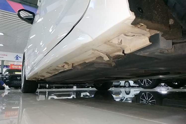 Used Toyota Levin 2022 185T CVT Luxury Edition Left Side Sill