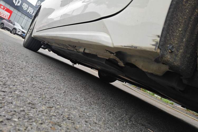 Used Toyota Levin 2022 Facelift TNGA 1.5L CVT Progressive Edition Left Side Sill