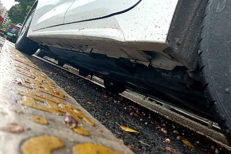 Used Toyota Levin 2022 TNGA 1.5L CVT Progressive Edition Left Side Sill