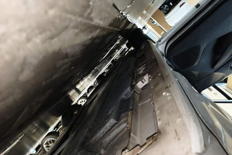 Used Toyota Levin 2022 Facelift TNGA 1.5L CVT Progressive Edition Left Side Sill
