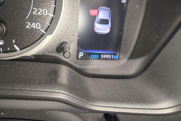 Used Toyota Levin 2022 185T CVT Luxury Edition Odometer Close Up