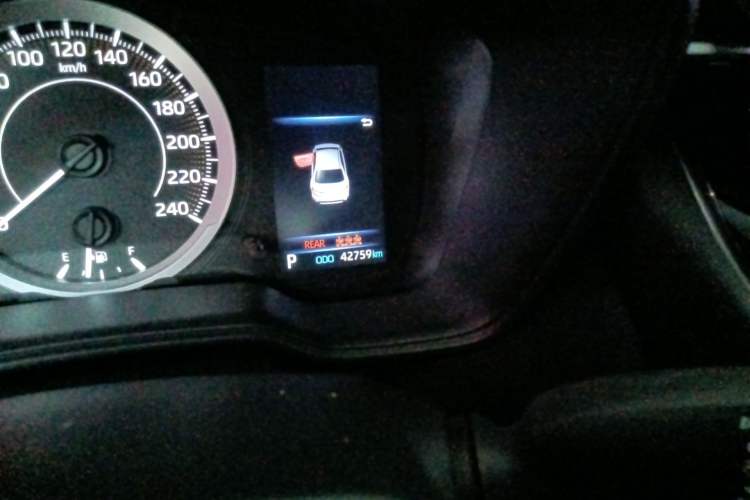 Used Toyota Levin 2022 185T CVT Luxury Edition Odometer Close Up
