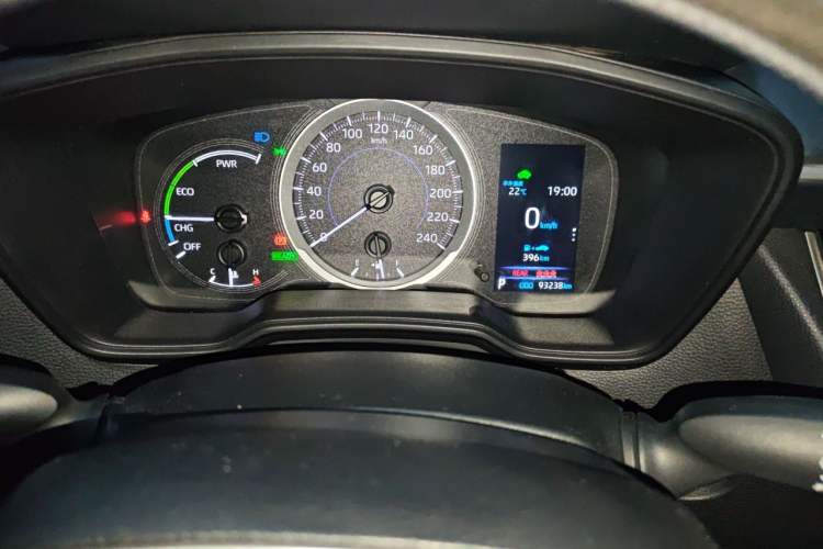 Used Toyota Levin 2022 Dual-Motor 1.8H E-CVT Leading Edition Odometer Close Up
