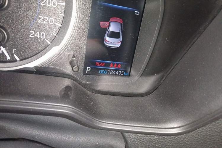 Used Toyota Levin 2022 Dual-Engine 1.8H E-CVT Luxury Edition Odometer Close Up