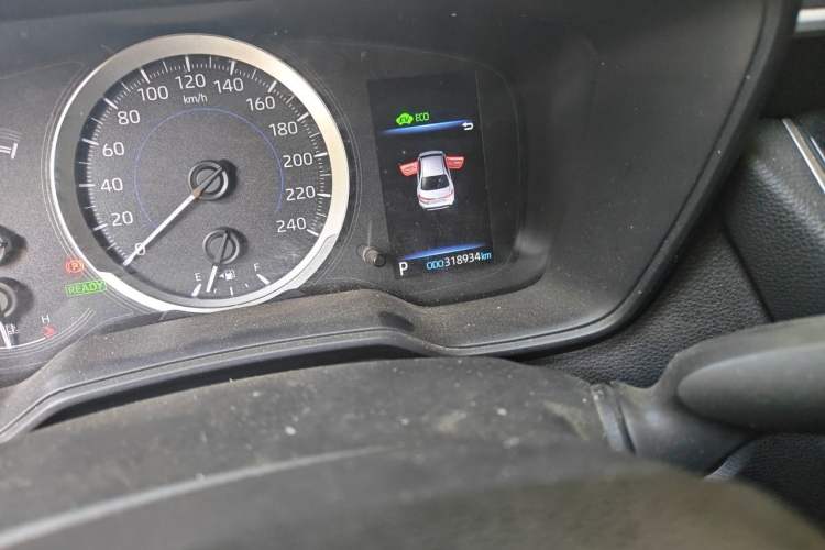 Used Toyota Levin 2022 Dual-Motor 1.8H E-CVT Progressive Edition Odometer Close Up
