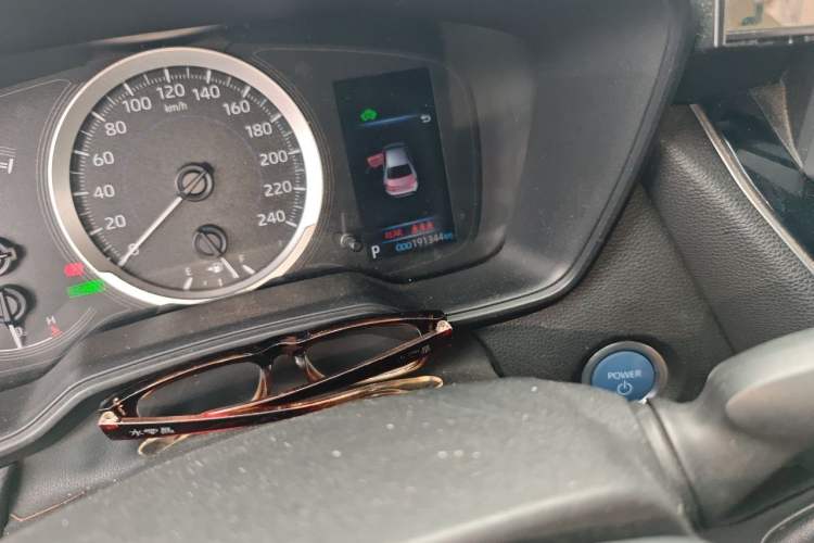 Used Toyota Levin 2022 TNGA 1.5L CVT Leading Edition Odometer Close Up