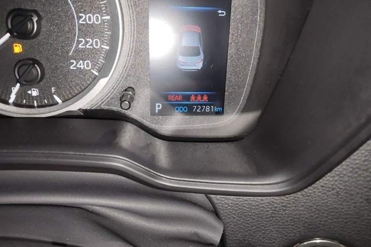 Used Toyota Levin 2022 185T CVT Luxury Edition Odometer Close Up