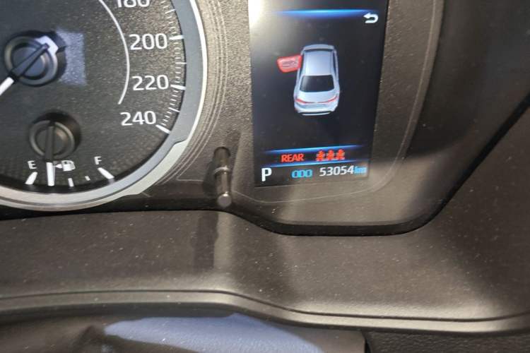 Used Toyota Levin 2022 185T CVT Luxury Edition Odometer Close Up