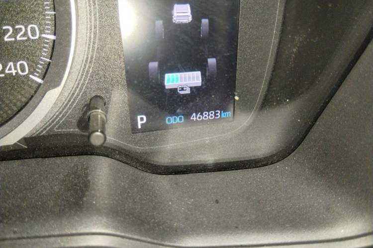 Used Toyota Levin 2022 Dual-Engine 1.8H E-CVT Luxury Edition Odometer Close Up