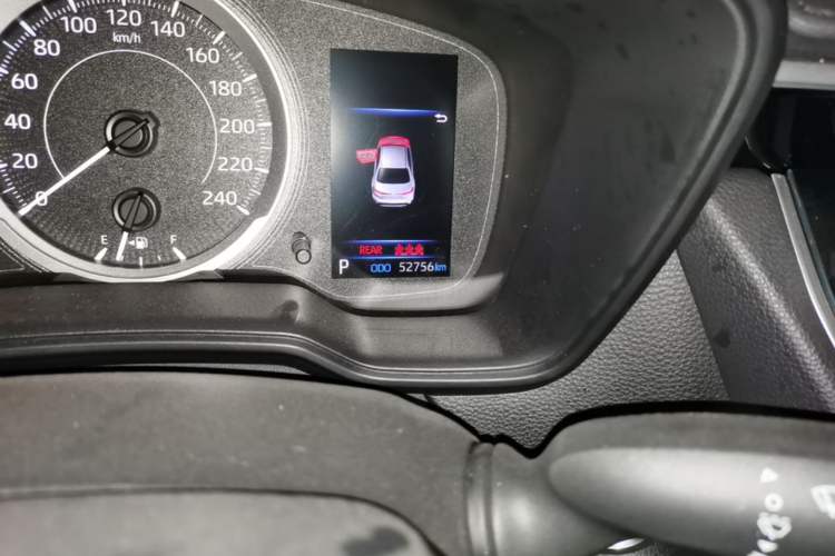 Used Toyota Levin 2022 185T CVT Luxury Edition Odometer Close Up
