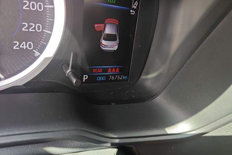 Used Toyota Levin 2022 Dual-Motor 1.8H E-CVT Leading Edition Odometer Close Up