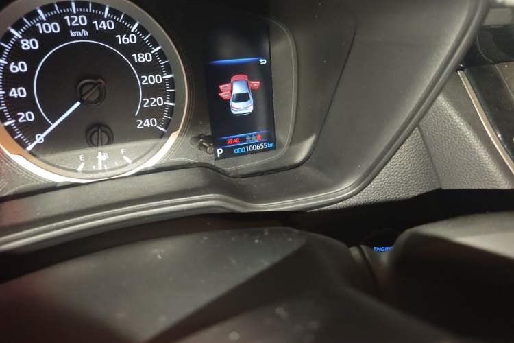 Used Toyota Levin 2022 185T CVT Luxury Edition Odometer Close Up