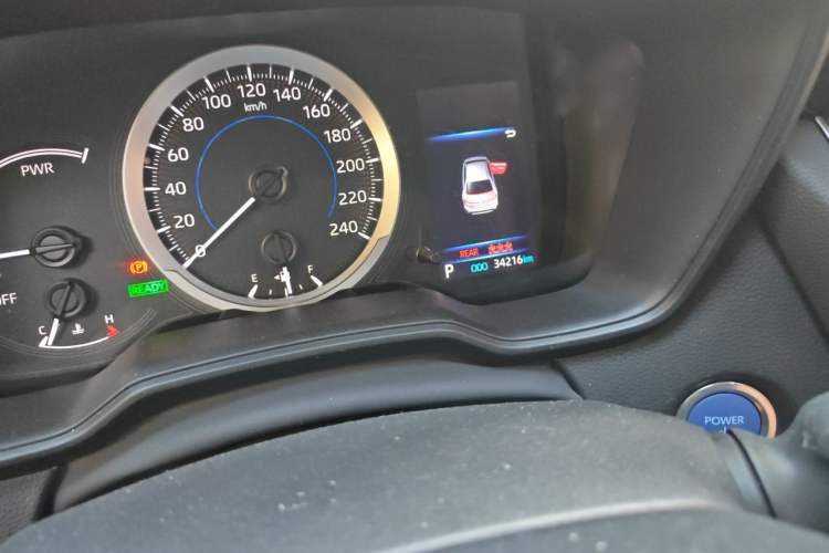 Used Toyota Levin 2022 Dual-Motor 1.8H E-CVT Sport Edition Odometer Close Up