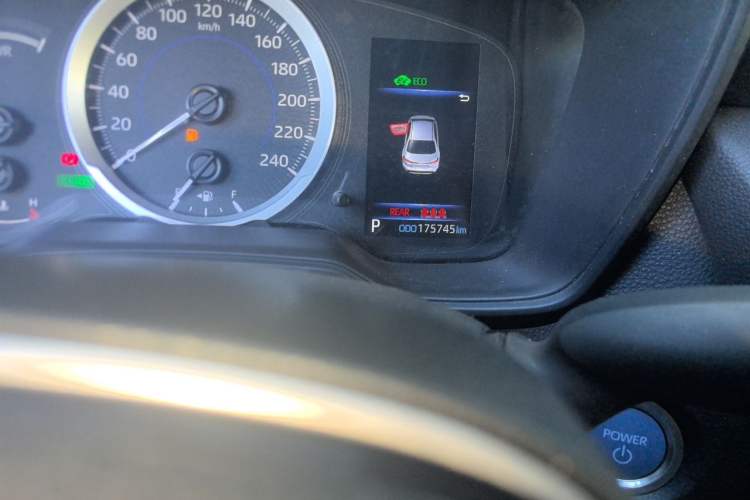 Used Toyota Levin 2022 Dual-Motor 1.8H E-CVT Progressive Edition Odometer Close Up