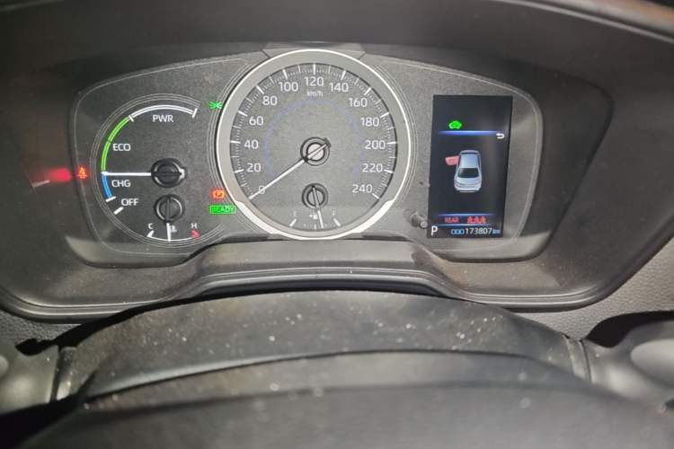 Used Toyota Levin 2022 Dual-Motor 1.8H E-CVT Leading Edition Odometer Close Up