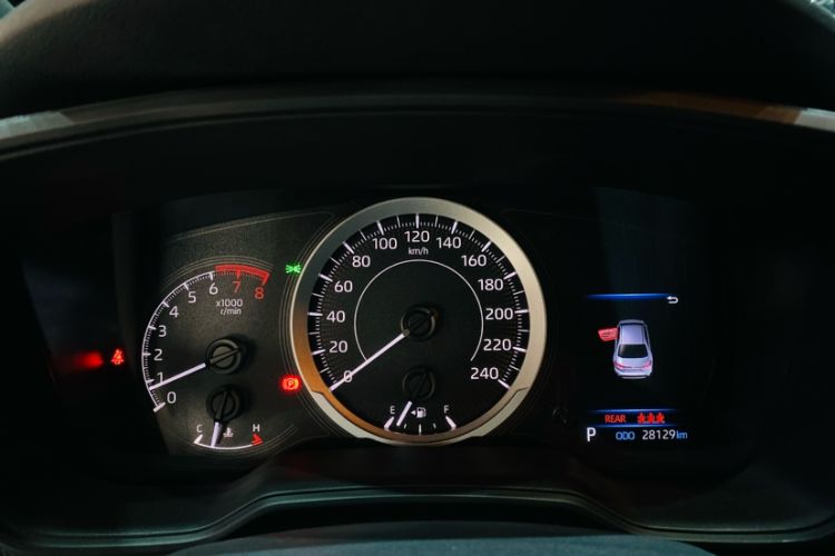 Used Toyota Levin 2022 185T CVT Luxury Edition Odometer Close Up