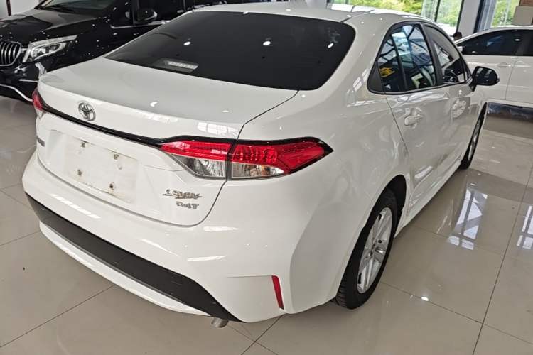 Used Toyota Levin 2022 185T CVT Luxury Edition Rear Right 45 Deg