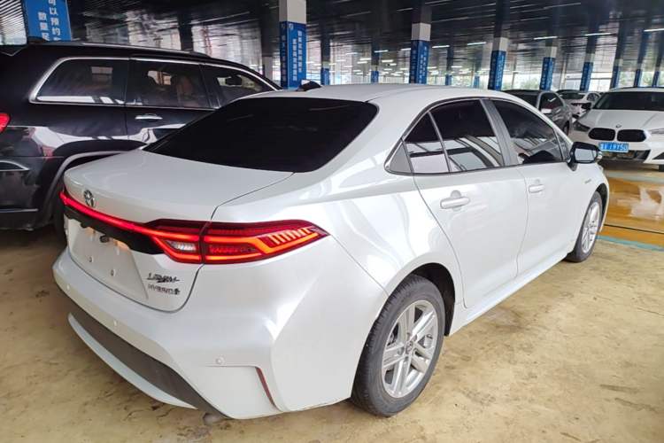 Used Toyota Levin 2022 Dual-Motor 1.8H E-CVT Leading Edition Rear Right 45 Deg