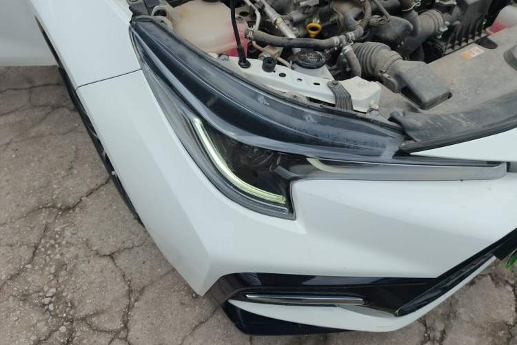Used Toyota Levin 2022 Dual-Motor 1.8H E-CVT Sport Edition Right Front Headlight