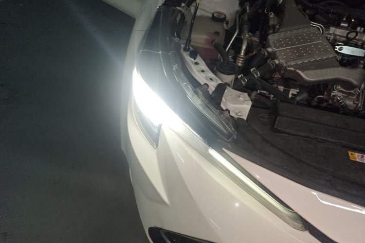 Used Toyota Levin 2022 185T CVT Luxury Edition Right Front Headlight