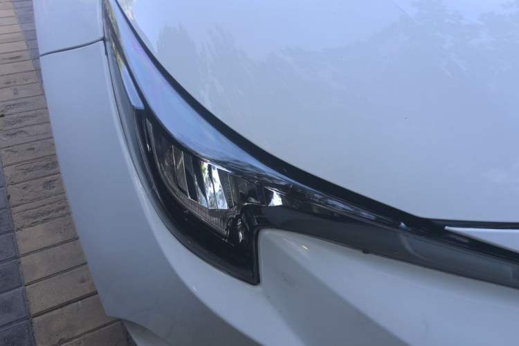 Used Toyota Levin 2022 Dual-Motor 1.8H E-CVT Progressive Edition Right Front Headlight