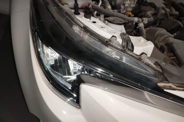 Used Toyota Levin 2022 Dual-Motor 1.8H E-CVT Progressive Edition Right Front Headlight