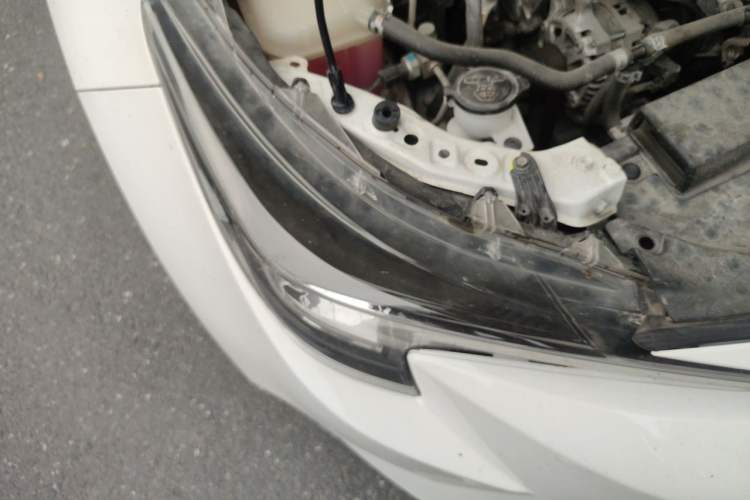 Used Toyota Levin 2022 Facelift TNGA 1.5L CVT Progressive Edition Right Front Headlight