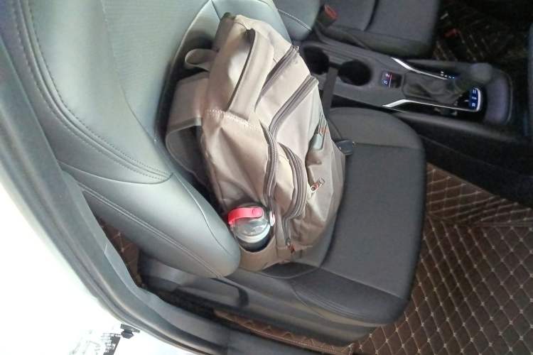 Used Toyota Levin 2022 Dual-Engine 1.8H E-CVT Luxury Edition Right Front Seat