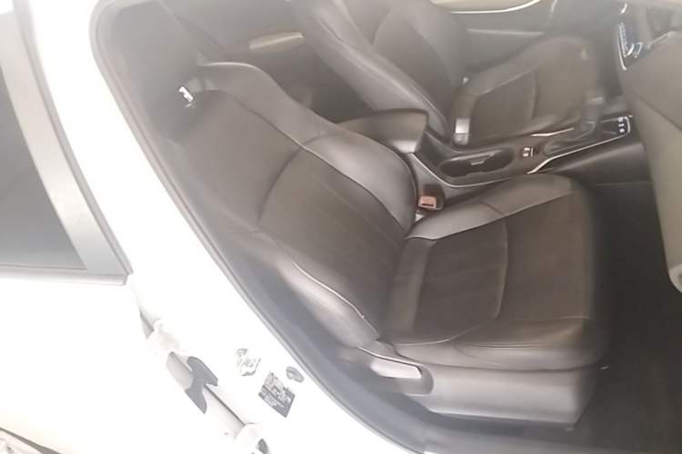 Used Toyota Levin 2022 Dual-Motor 1.8H E-CVT Leading Edition Right Front Seat
