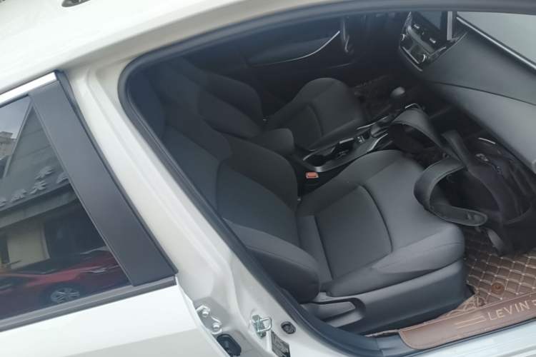 Used Toyota Levin 2022 Dual-Engine 1.8H E-CVT Luxury Edition Right Front Seat