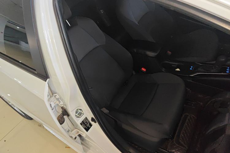 Used Toyota Levin 2022 185T CVT Luxury Edition Right Front Seat