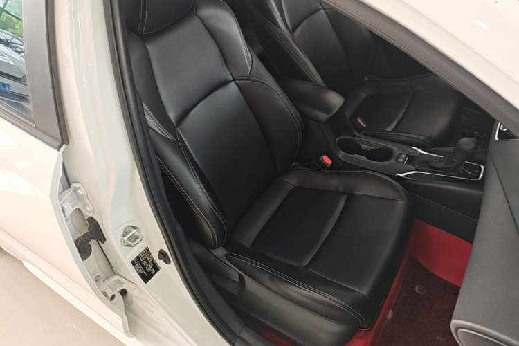 Used Toyota Levin 2022 185T CVT Luxury Edition Right Front Seat