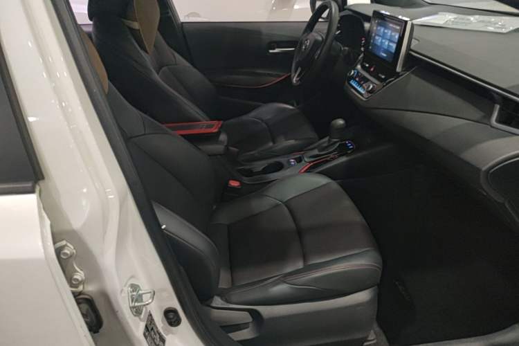 Used Toyota Levin 2022 185T CVT Sport Edition Right Front Seat
