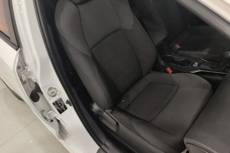 Used Toyota Levin 2022 Dual-Motor 1.8H E-CVT Progressive Edition Right Front Seat