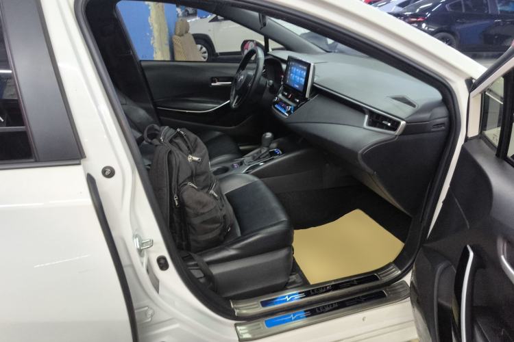Used Toyota Levin 2022 Dual-Engine 1.8H E-CVT Luxury Edition Right Front Seat