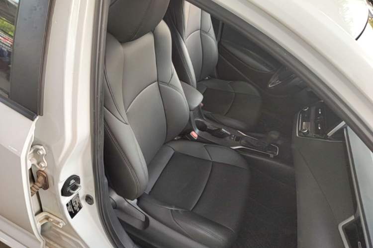 Used Toyota Levin 2022 185T CVT Luxury Edition Right Front Seat