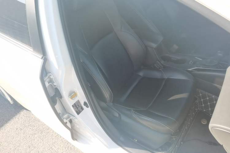 Used Toyota Levin 2022 Facelift TNGA 1.5L CVT Progressive Edition Right Front Seat