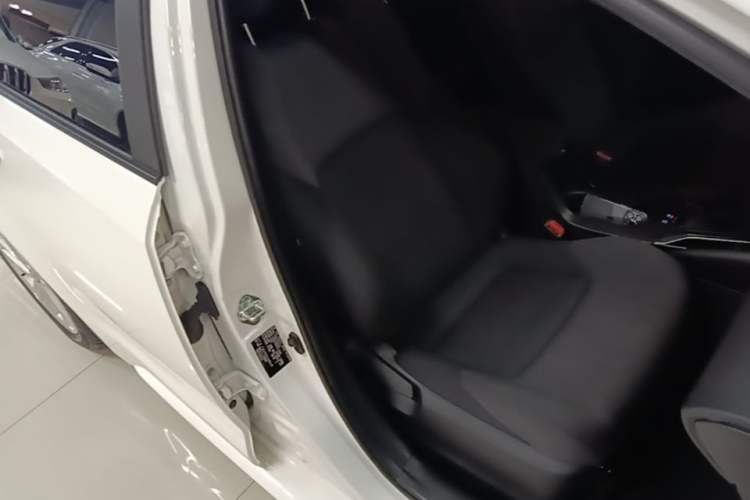 Used Toyota Levin 2022 Facelift TNGA 1.5L CVT Progressive Edition Right Front Seat