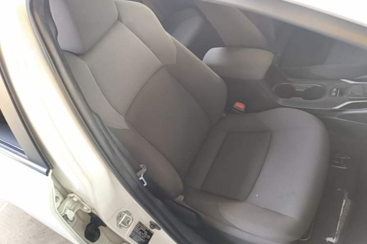 Used Toyota Levin 2022 185T CVT Luxury Edition Right Front Seat