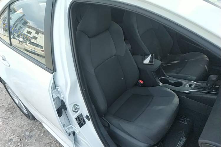 Used Toyota Levin 2022 185T CVT Luxury Edition Right Front Seat