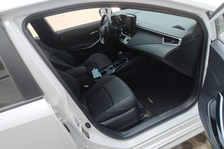 Used Toyota Levin 2022 Dual-Motor 1.8H E-CVT Leading Edition Right Front Seat