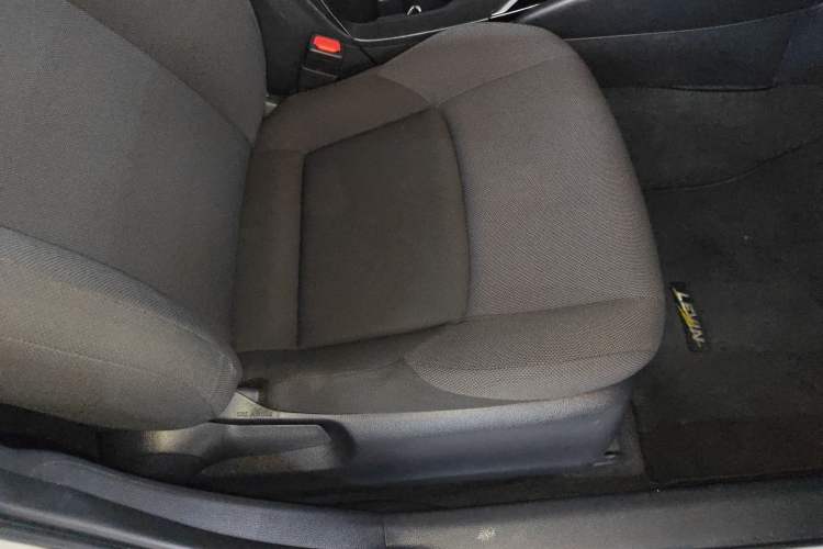 Used Toyota Levin 2022 185T CVT Luxury Edition Right Front Seat