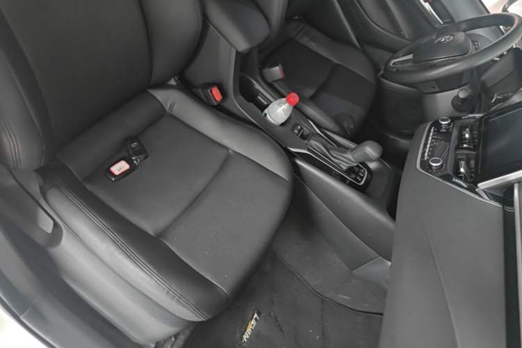 Used Toyota Levin 2022 185T CVT Luxury Edition Right Front Seat