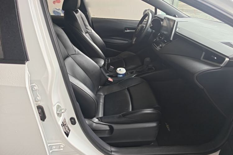 Used Toyota Levin 2022 185T CVT Luxury Edition Right Front Seat