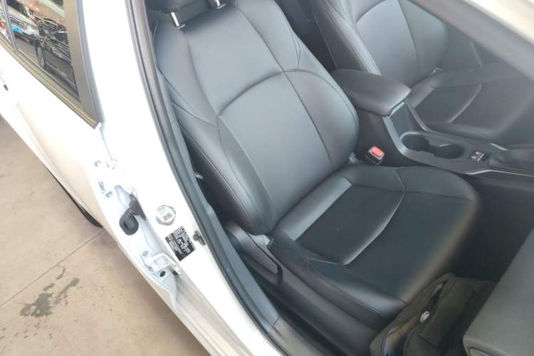 Used Toyota Levin 2022 185T CVT Luxury Edition Right Front Seat