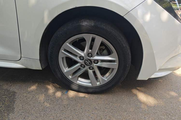 Used Toyota Levin 2022 Dual-Motor 1.8H E-CVT Leading Edition Right Front Wheel Hub