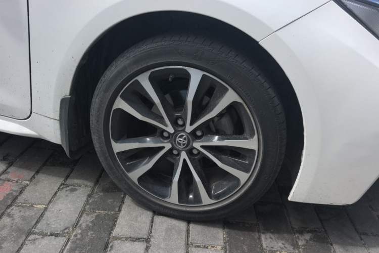 Used Toyota Levin 2022 185T CVT Sport Edition Right Front Wheel Hub